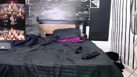 jhosuamoore2 online show from October 2, 9:16 am