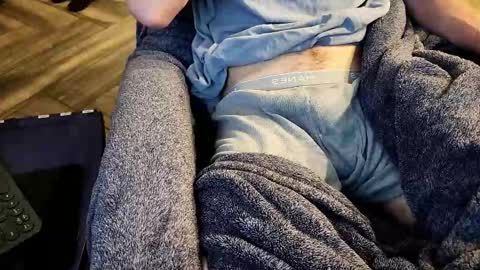 Hungone online show from November 2, 7:00 am