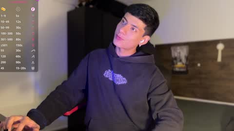 jim_dancer online show from December 27, 9:11 pm