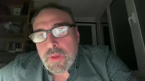 Snapshot of jim_dick chatting on November 24, 11:15 pm Jim Dick online show from November 24, 11:15 pm