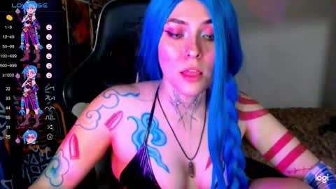 Snapshot of jinx_25 chatting on December 11, 3:45 am Jinx online show from December 11, 3:45 am