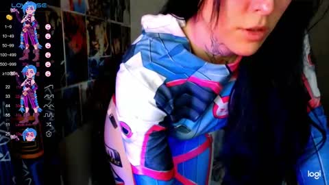 Snapshot of jinx_25 chatting on January 15, 10:24 pm Jinx online show from January 15, 10:24 pm