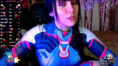 Snapshot of jinx_25 chatting on February 23, 2:07 am Jinx online show from February 23, 2:07 am