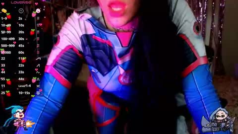 Snapshot of jinx_25 chatting on February 27, 2:42 am Jinx online show from February 27, 2:42 am