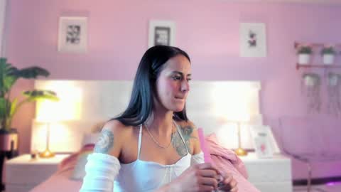 Snapshot of jinx_dh chatting on January 9, 8:33 pm Jinx online show from January 9, 8:33 pm