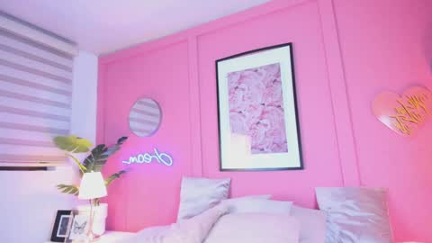 Snapshot of jinx_dh chatting on February 4, 8:17 pm Jinx online show from February 4, 8:17 pm