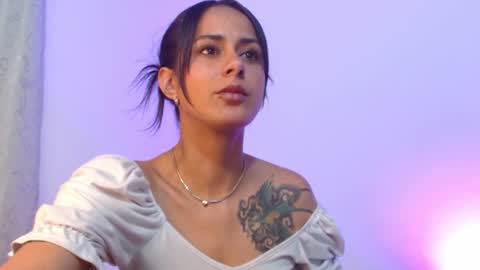 Snapshot of jinx_dh chatting on February 10, 11:13 pm Jinx online show from February 10, 11:13 pm