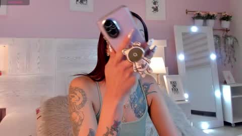 Snapshot of jinx_dh chatting on September 12, 1:44 pm Jinx online show from September 12, 1:44 pm