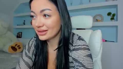 Juliee online show from November 17, 5:19 pm