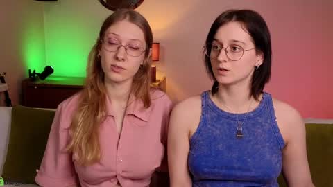 Hey Guys We are Julia ginger  Tina brunette online show from January 26, 4:09 pm