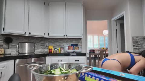 Jiwon online show from September 14, 12:43 am