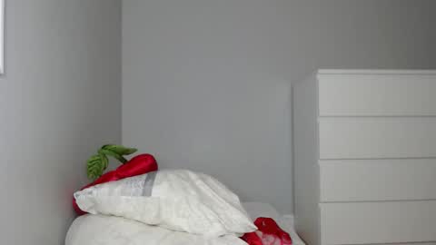 Snapshot of jiwooe chatting on December 14, 11:53 pm Jiwoo online show from December 14, 11:53 pm