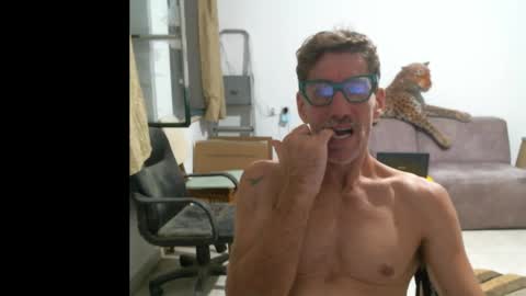 jlmbud online show from October 2, 12:50 am