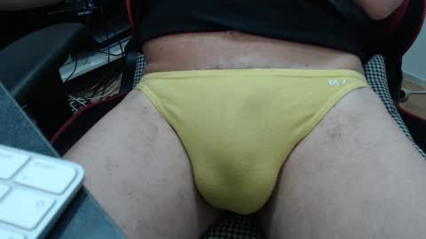 Snapshot of jlouis759 chatting on February 13, 6:59 pm jlouis759 online show from February 13, 6:59 pm