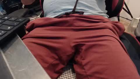 Snapshot of jlouis759 chatting on October 21, 11:33 am jlouis759 online show from October 21, 11:33 am