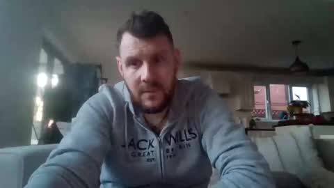 jmakk99 online show from February 6, 7:56 am