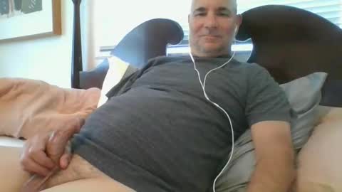 jmichael50 online show from October 25, 6:35 pm