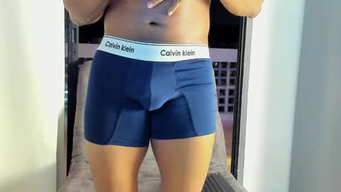 Snapshot of joan_saenz chatting on January 22, 2:37 am JOAN SAENZ online show from January 22, 2:37 am