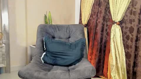 Snapshot of joan_saenz chatting on February 24, 4:16 am JOAN SAENZ online show from February 24, 4:16 am