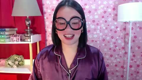 Joana online show from September 23, 8:45 pm