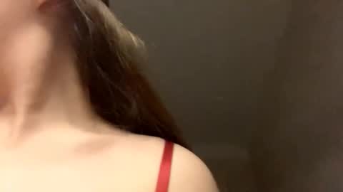 Adel online show from October 16, 8:43 pm