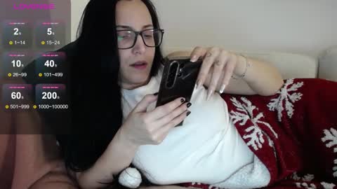 Snapshot of joanna_cw chatting on February 21, 12:49 am Jo online show from February 21, 12:49 am