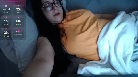 Snapshot of joanna_cw chatting on October 7, 1:14 am Jo online show from October 7, 1:14 am