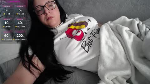 Snapshot of joanna_cw chatting on October 19, 6:25 am Jo online show from October 19, 6:25 am