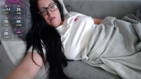 Snapshot of joanna_cw chatting on November 2, 6:49 am Jo online show from November 2, 6:49 am