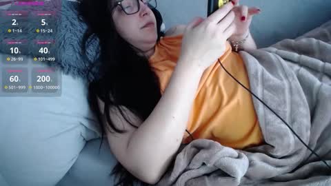 Snapshot of joanna_cw chatting on November 13, 10:25 am Jo online show from November 13, 10:25 am