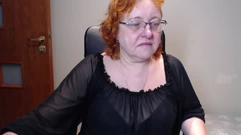 Joanna and Greg online show from January 24, 9:49 am