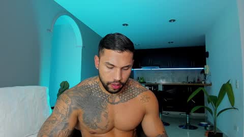 joe_esthetic online show from January 15, 11:40 pm