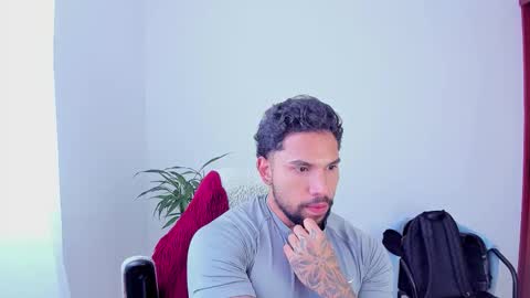 joe_esthetic online show from November 26, 2:07 pm