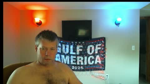 JoeJoe online show from December 17, 1:39 pm