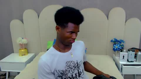 Snapshot of joel_blackcock chatting on February 17, 6:59 pm Joel online show from February 17, 6:59 pm