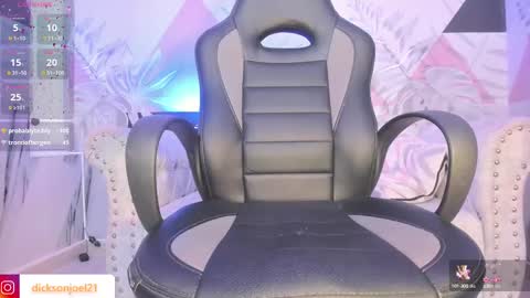 Snapshot of joel_tyler_ chatting on February 11, 6:22 pm Joel online show from February 11, 6:22 pm