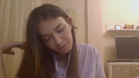 Jennifer online show from September 16, 8:21 pm