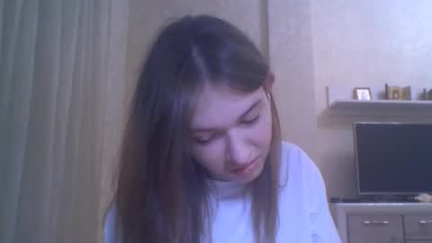 Jennifer online show from October 8, 8:28 pm