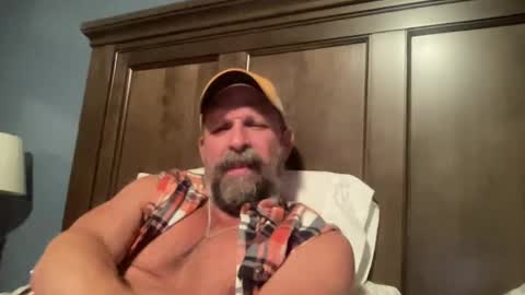 joestros online show from October 2, 4:19 am