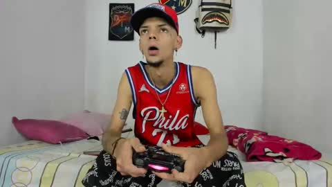 Snapshot of johan_and_antonella chatting on December 11, 7:36 pm johan_and_antonella online show from December 11, 7:36 pm