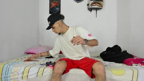 Snapshot of johan_and_antonella chatting on December 13, 9:20 pm johan_and_antonella online show from December 13, 9:20 pm