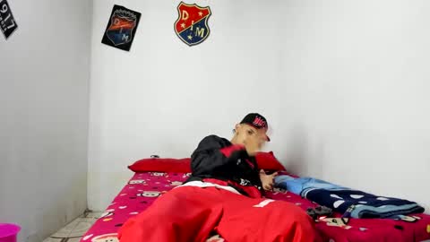 Snapshot of johan_and_antonella chatting on January 27, 4:41 am johan_and_antonella online show from January 27, 4:41 am