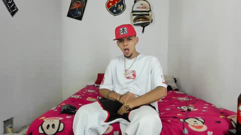 Snapshot of johan_and_antonella chatting on January 30, 3:55 am johan_and_antonella online show from January 30, 3:55 am