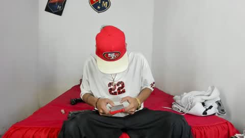 Snapshot of johan_and_antonella chatting on February 15, 11:25 pm johan_and_antonella online show from February 15, 11:25 pm