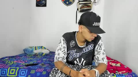 Snapshot of johan_and_antonella chatting on September 11, 3:17 am johan_and_antonella online show from September 11, 3:17 am