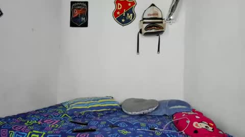 Snapshot of johan_and_antonella chatting on September 16, 5:30 am johan_and_antonella online show from September 16, 5:30 am