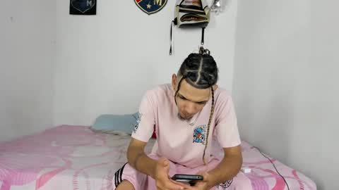 Snapshot of johan_and_antonella chatting on September 19, 3:30 am johan_and_antonella online show from September 19, 3:30 am