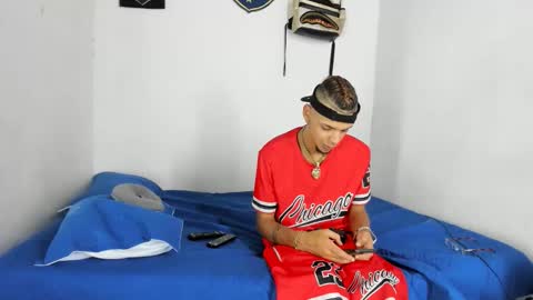 Snapshot of johan_and_antonella chatting on December 16, 6:02 pm johan_and_antonella online show from December 16, 6:02 pm