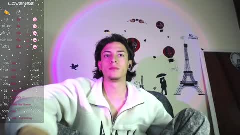 Snapshot of johan_parker222 chatting on January 19, 5:48 am johan_parker222 online show from January 19, 5:48 am