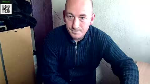 Snapshot of johanbarker chatting on December 5, 3:06 pm Johan online show from December 5, 3:06 pm